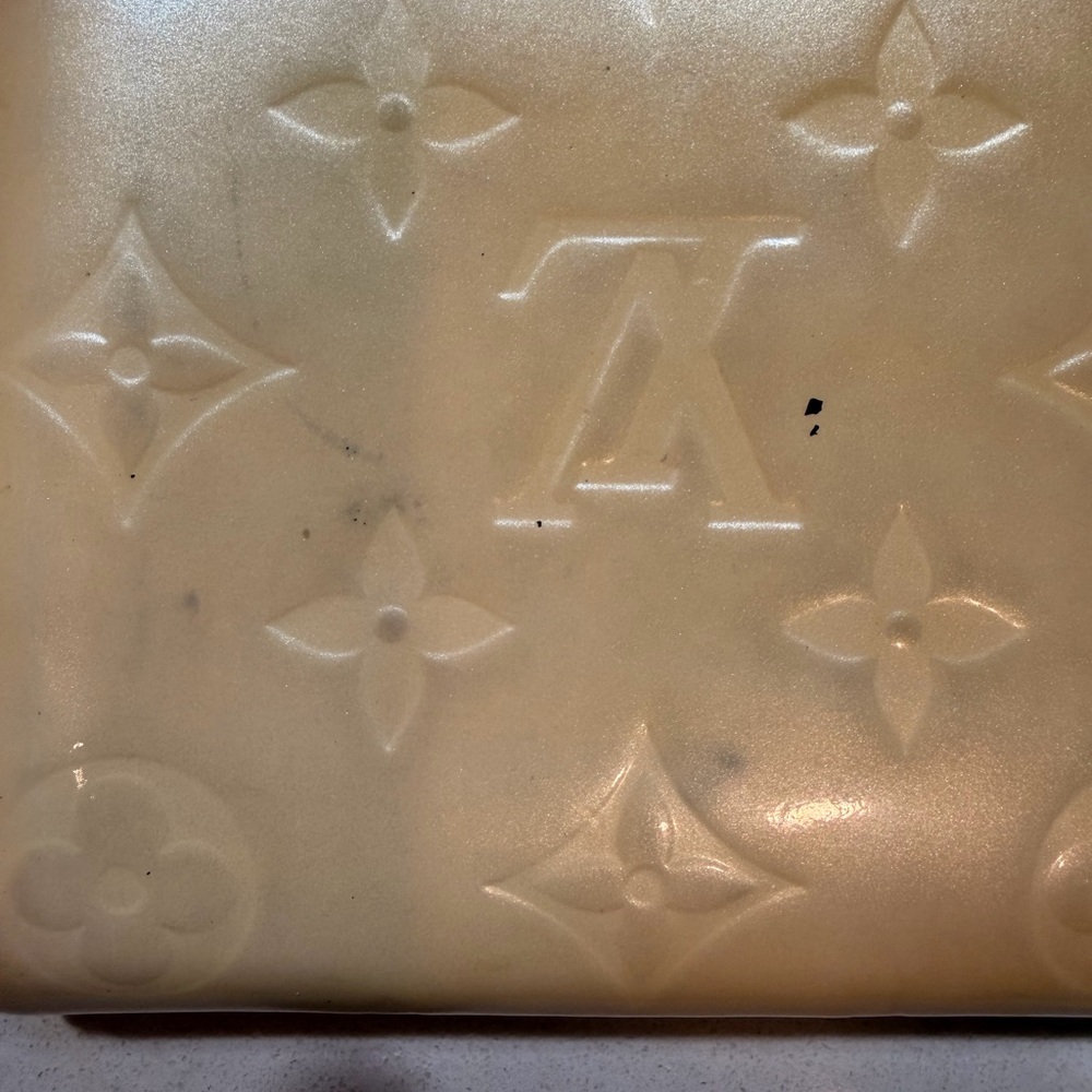 Louis Vuitton Sarah Wallet Monogram Vernis Pearl Ivory Patent - Picture 3 of 13